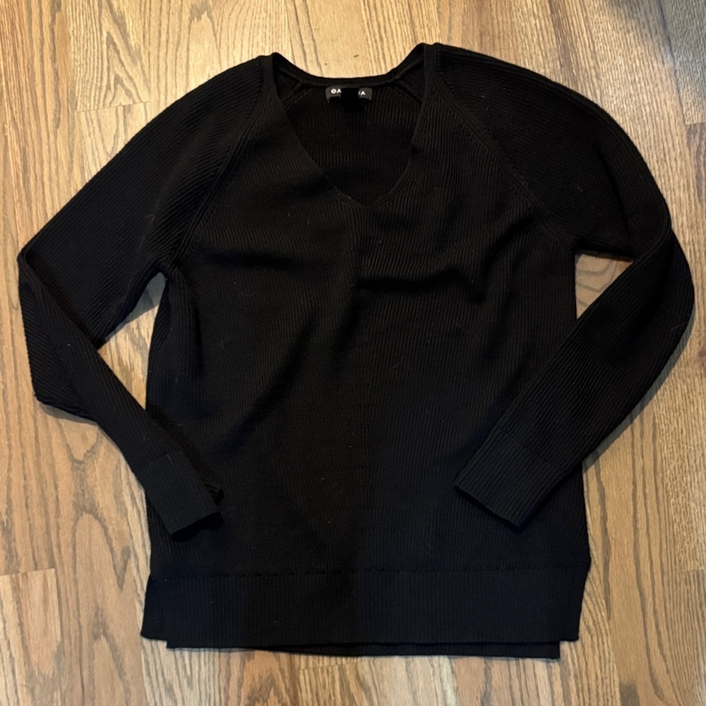 Athleta Black V-Neck Sweater